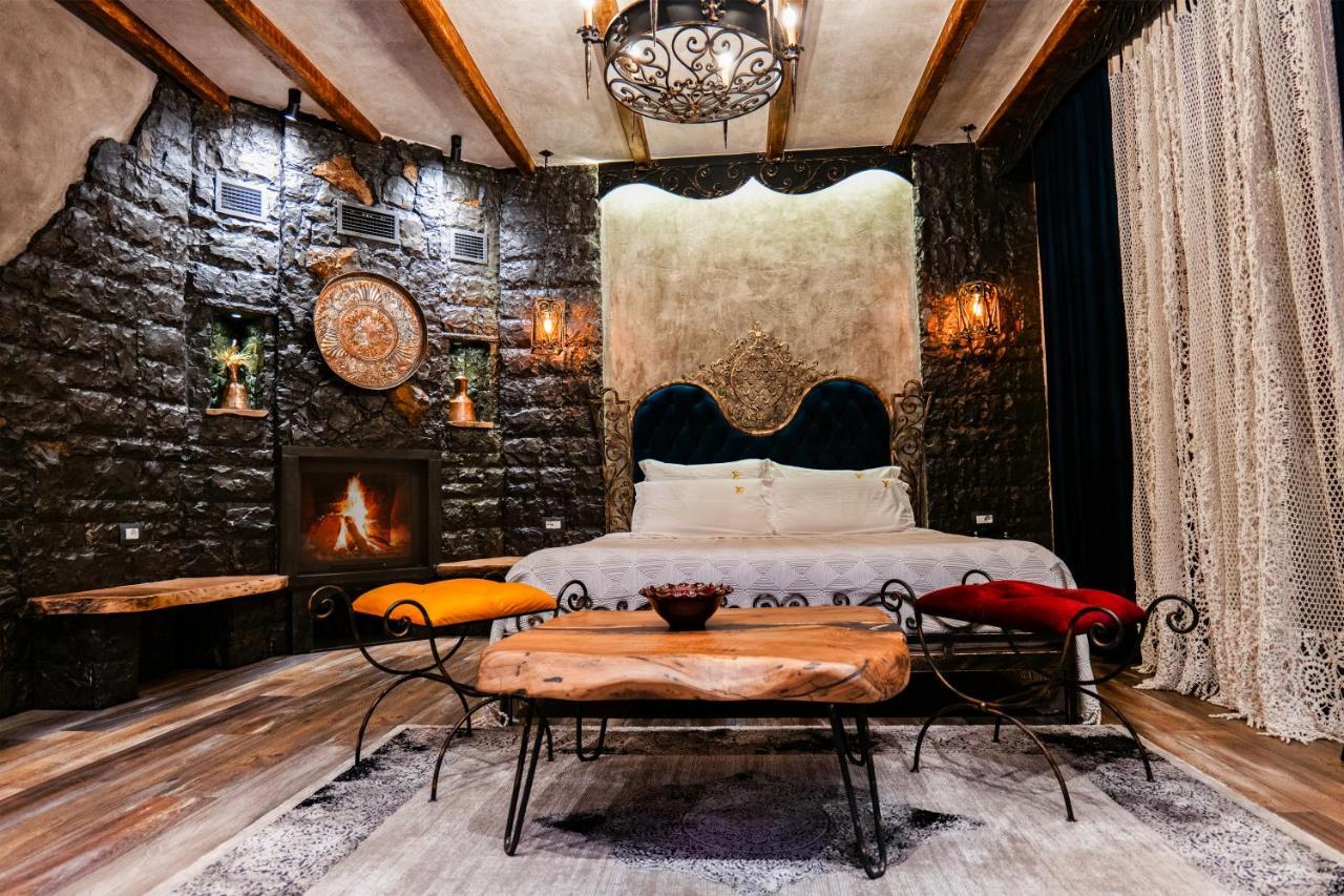 Vila Eden Boutique Hotel Korce Extérieur photo