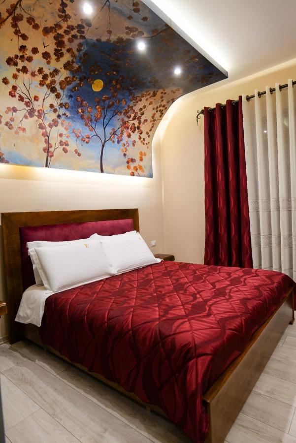Vila Eden Boutique Hotel Korce Extérieur photo